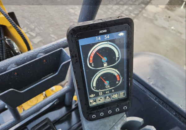 Equipos de construcción de vías XCMG XE18 E – Image 3