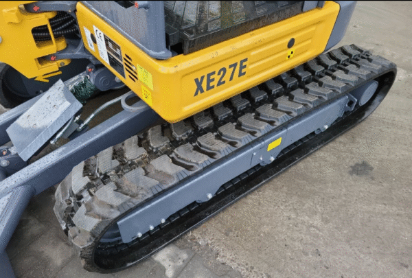 Equipos de construcción de vías XCMG XE18 E – Image 8