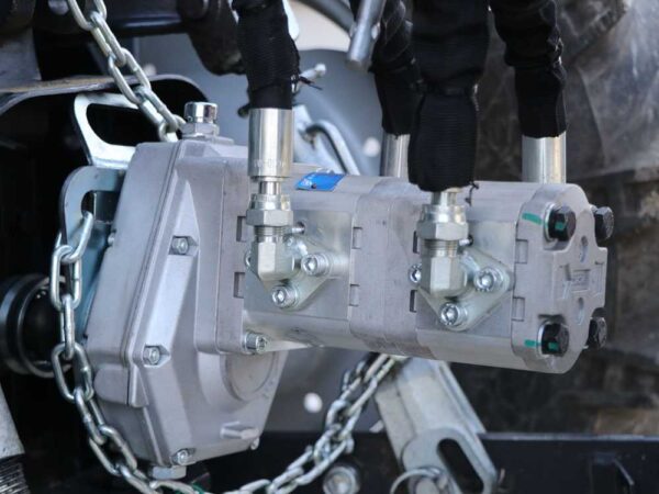 GeoTech-Pro THT 175 - Cortasetos de brazo para tractor con rotación lateral – Image 15