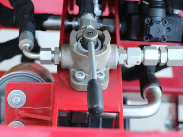 GeoTech-Pro BHS 225 - Retroexcavadora para tractor con desplazamiento lateral – Image 8