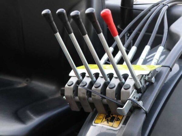 GeoTech-Pro THT 160 - Cortasetos de brazo para tractor con rotación lateral – Image 5